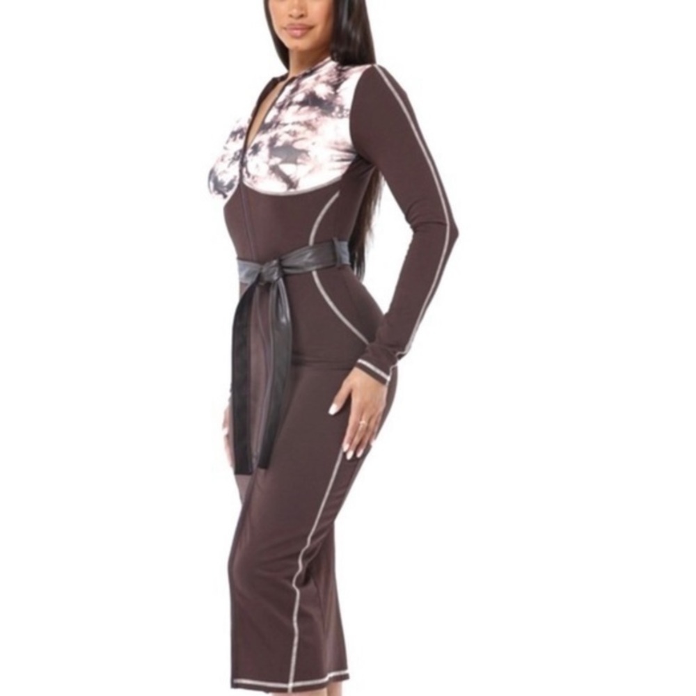 Women Brown Marble Color Block Belted Body Con Dress - Picture 11 of 11